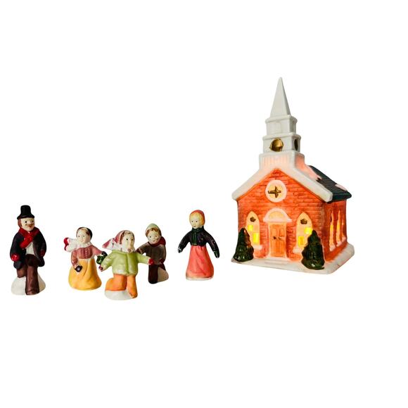 Vintage Holiday Lighted Village Church Chapel W/ 5 Mini Figurines Ceramic - Picture 1 of 16